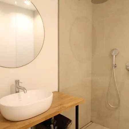 Del Parque Flats Constancia Duplex *